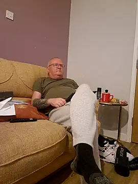 FriendlyDave online show from January 4, 9:31 pm