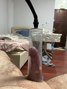 strange6696 online show from May 3, 8:55 pm