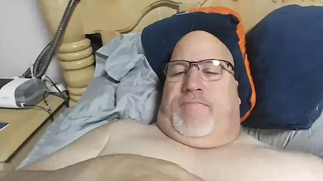 Bigbear0563 online show from February 2, 3:53 pm