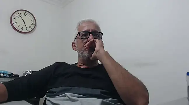 cenizo10124 online show from December 18, 9:51 pm