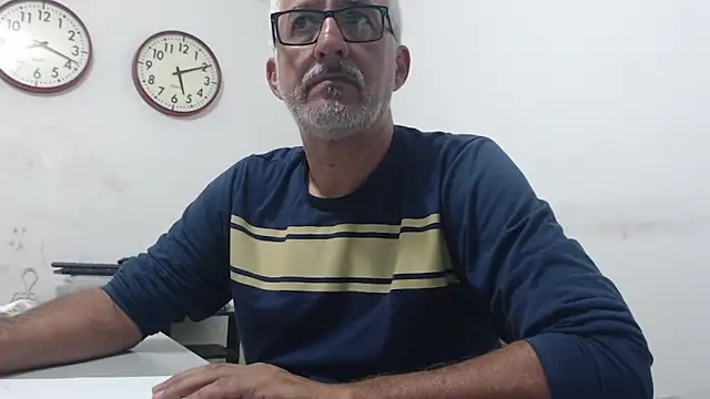 cenizo10124 online show from December 6, 10:08 pm