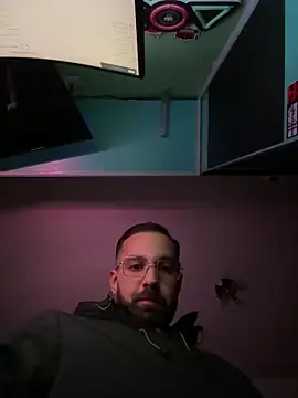 michele1500 online show from December 14, 1:23 am