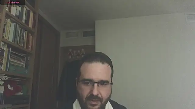 curiosillo83 online show from March 16, 12:01 am