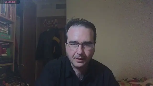 curiosillo83 online show from January 31, 9:16 pm