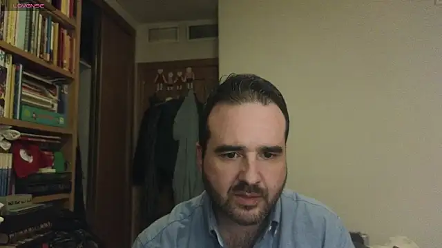 curiosillo83 online show from March 9, 3:27 pm