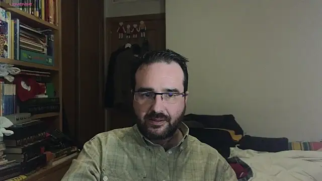 curiosillo83 online show from January 3, 2:51 pm