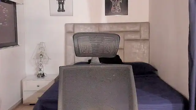 paul rogerr online show from November 17, 12:57 am