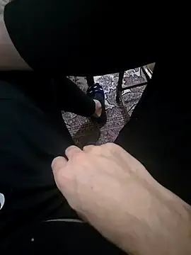 ikarus07 online show from January 6, 6:10 pm