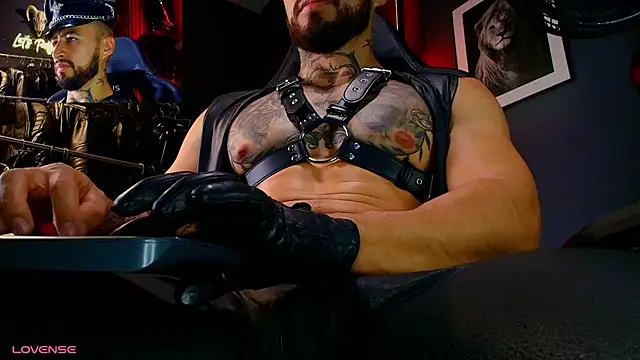 billyMayer  online show from January 31, 7:11 pm