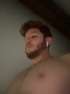 Snapshot of Juan_Castano chatting on October 20, 6:23 pm Juan Castano online show from October 20, 6:23 pm