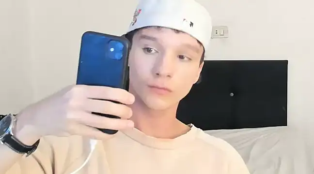 angelcortes online show from January 29, 12:13 pm