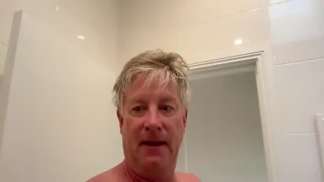 littleone01234 online show from March 11, 8:31 pm