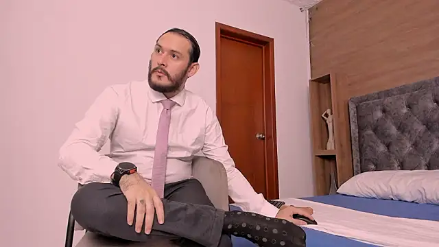 jeanpiere  online show from March 23, 2:28 am