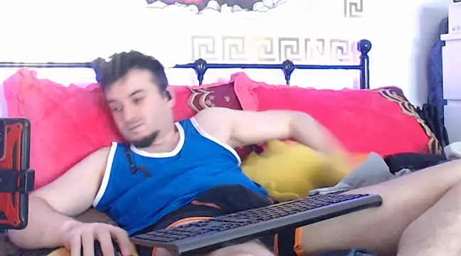 Snapshot of erotico69xxx chatting on December 6, 8:07 pm erotico69xxx online show from December 6, 8:07 pm