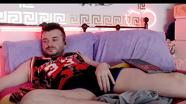 Snapshot of erotico69xxx chatting on October 14, 12:17 am erotico69xxx online show from October 14, 12:17 am