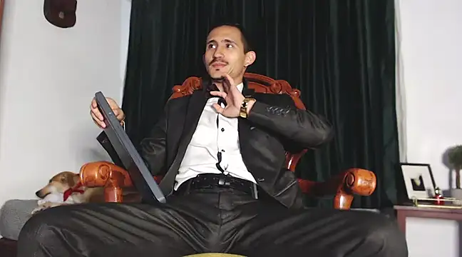 HomeAloneK online show from December 24, 12:44 pm