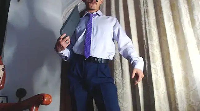 HomeAloneK online show from January 10, 7:43 pm