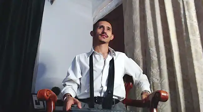 HomeAloneK online show from January 29, 7:53 pm