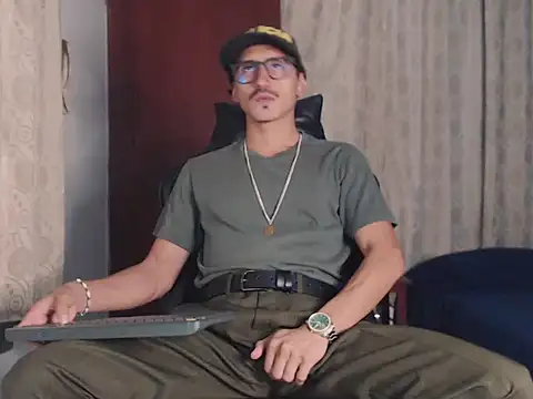 HomeAloneK online show from October 5, 7:51 pm