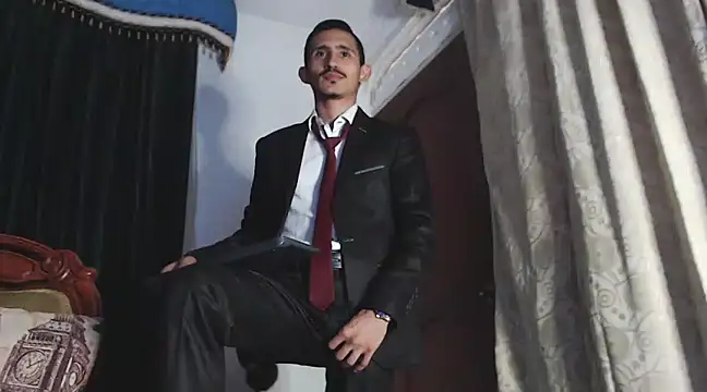 HomeAloneK online show from February 21, 7:54 pm