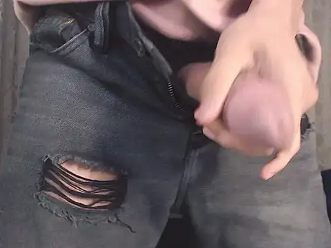 HomeAloneK online show from October 13, 9:54 pm