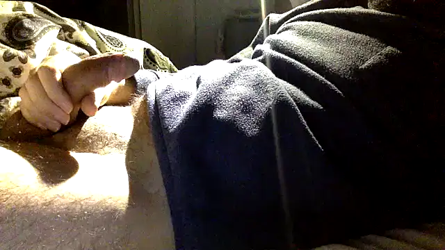 enty-y online show from February 15, 4:47 am