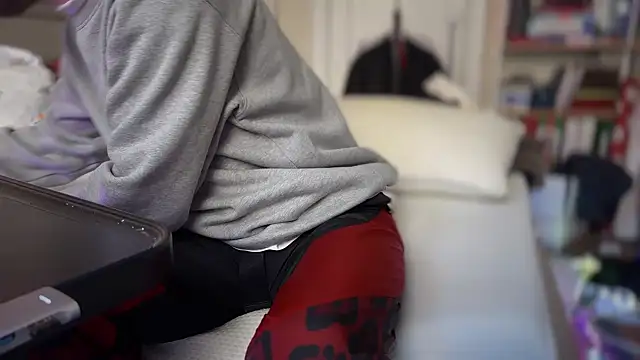 Snapshot of CupidZass chatting on December 21, 7:16 pm CupidZass online show from December 21, 7:16 pm