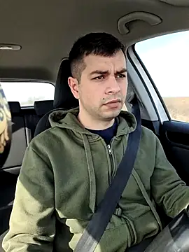 Snapshot of hornny1995 chatting on February 16, 9:59 am hornny1995 online show from February 16, 9:59 am