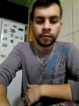 Snapshot of hornny1995 chatting on January 31, 9:16 pm hornny1995 online show from January 31, 9:16 pm