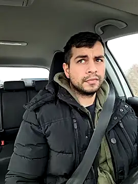 Snapshot of hornny1995 chatting on February 13, 11:06 am hornny1995 online show from February 13, 11:06 am