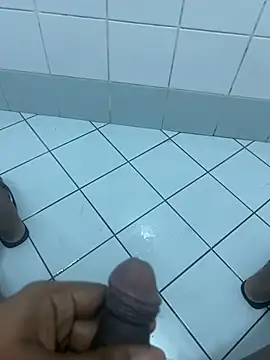 SLhotman online show from March 3, 12:32 pm