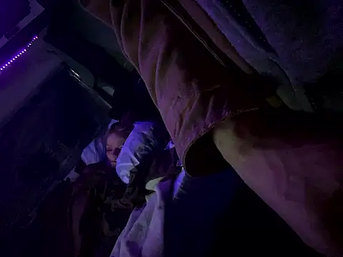 Followthepiper online show from December 16, 8:05 pm