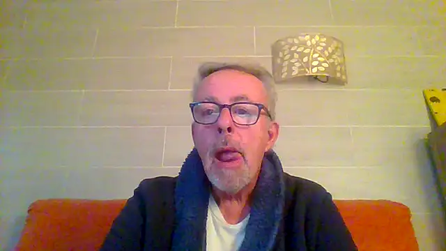 tuggy59 online show from January 8, 7:24 am