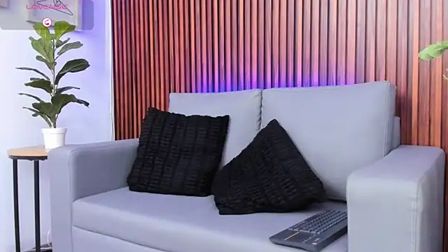 Alex cute77 online show from April 4, 12:13 pm