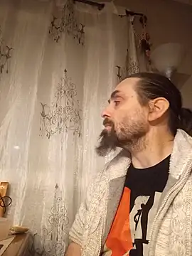 teekoine1 online show from January 25, 5:30 pm