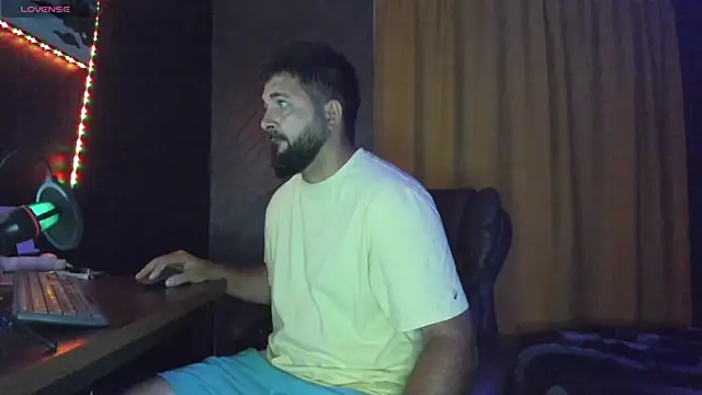 Snapshot of Eduu2322 chatting on September 16, 9:04 pm Eduu2322 online show from September 16, 9:04 pm