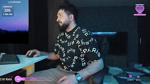 Snapshot of Eduu2322 chatting on December 22, 10:04 pm Eduu2322 online show from December 22, 10:04 pm