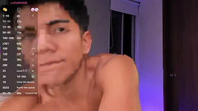 santiago 01 online show from February 4, 11:44 pm