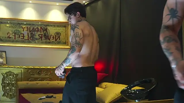 dantecoppolaa  online show from November 25, 11:29 pm