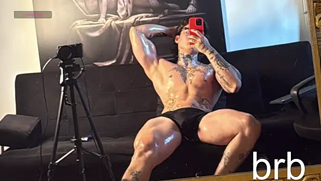 dantecoppolaa  online show from October 10, 11:52 pm