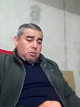 Manolete007x online show from April 15, 5:46 pm