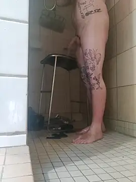 duggiefresh online show from February 17, 1:15 am