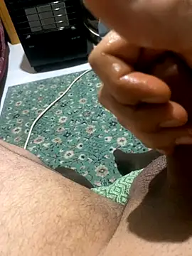 azginnn35 online show from October 16, 12:29 am