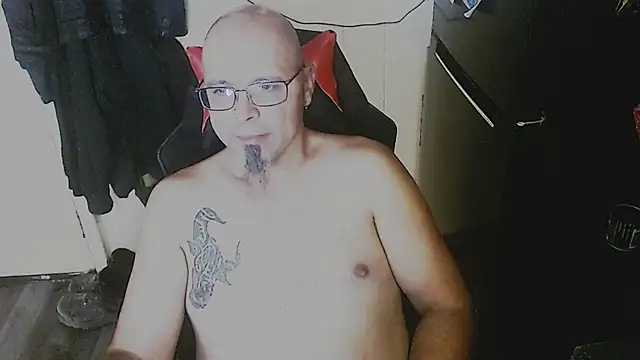 KrazyLegz online show from October 7, 1:10 am