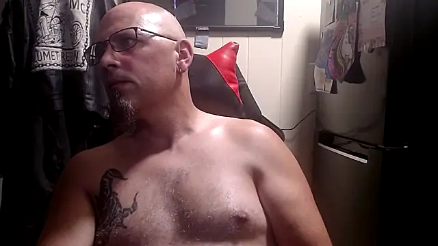 KrazyLegz online show from September 14, 12:01 am