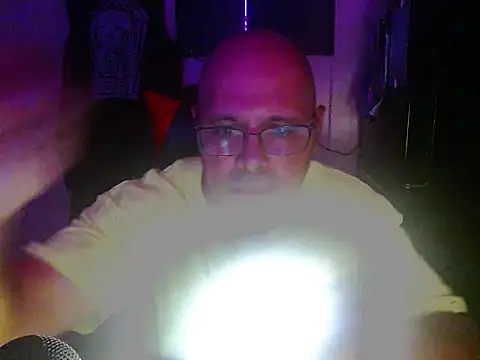 KrazyLegz online show from September 10, 12:53 am