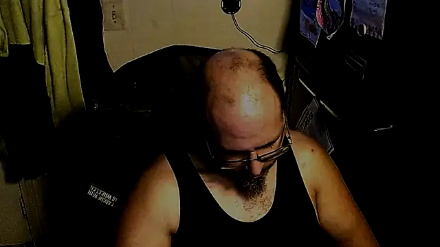 KrazyLegz online show from November 27, 3:10 am