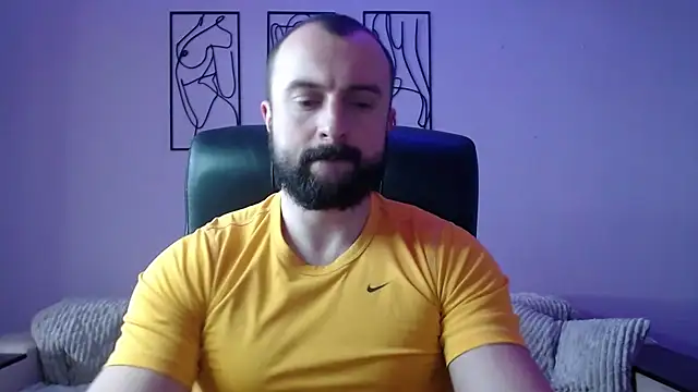 brindlefly6969 online show from March 14, 11:12 am