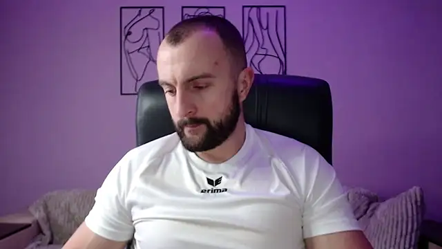 brindlefly6969 online show from January 29, 11:30 am