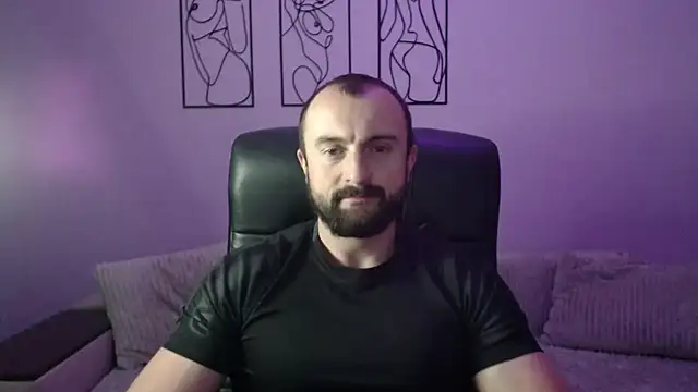 brindlefly6969 online show from September 20, 12:16 pm